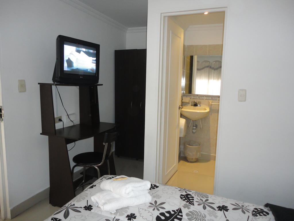 Hotel Fenix Real Bogota Ruang foto