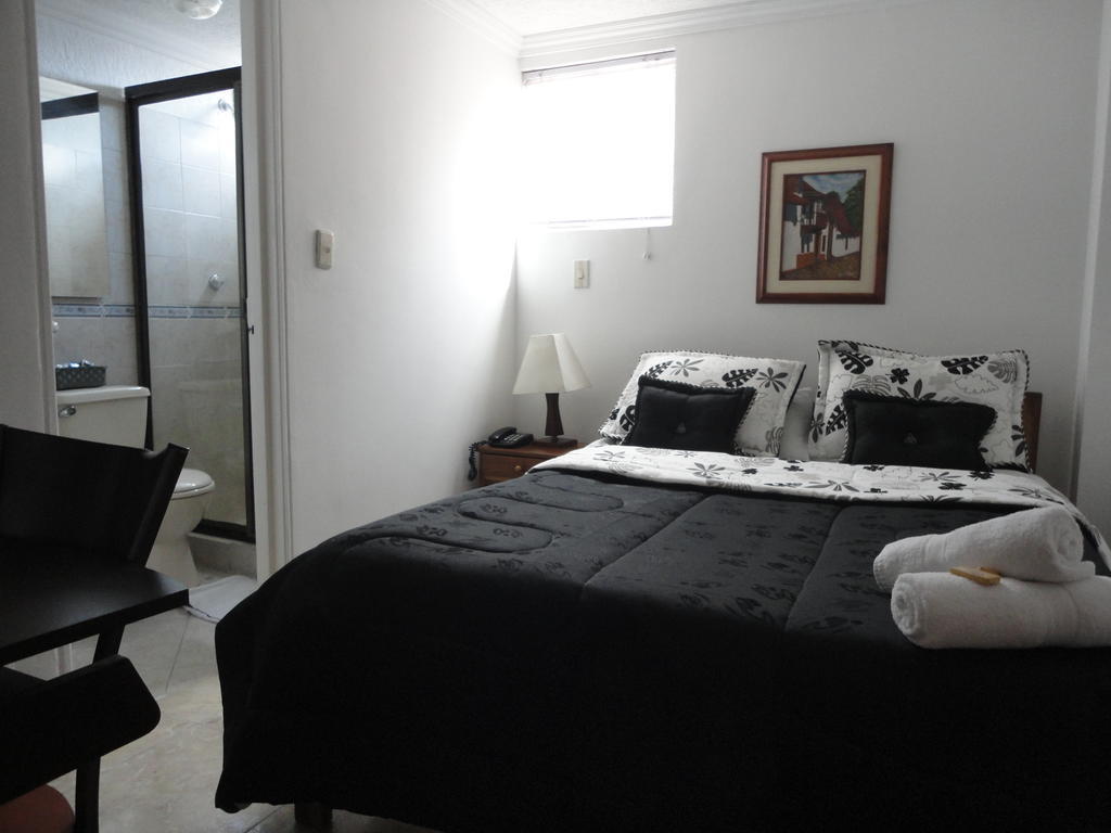 Hotel Fenix Real Bogota Ruang foto