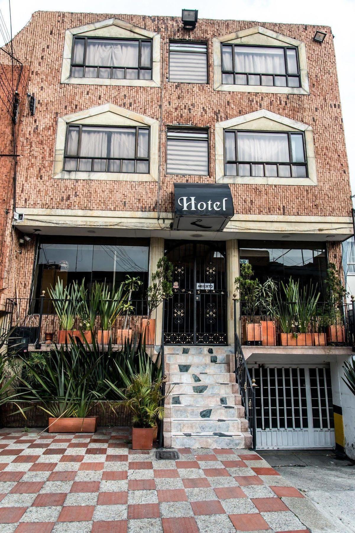 Hotel Fenix Real Bogota Bagian luar foto